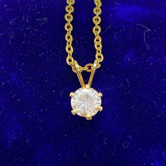 💛 Gold Plated Nickel Silver CZ Necklace - Picture 2 of 4